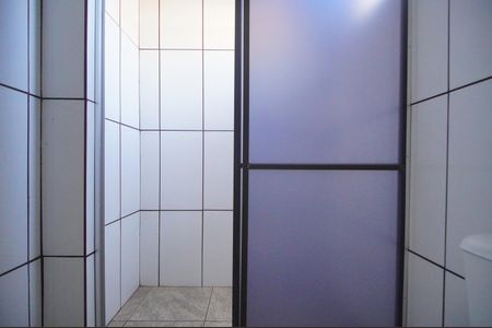 banheiro de apartamento para alugar com 1 quarto, 46m² em Arroio da Manteiga, São Leopoldo