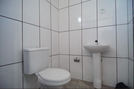 banheiro de apartamento para alugar com 1 quarto, 46m² em Arroio da Manteiga, São Leopoldo
