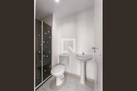Apartamento para alugar com 45m², 2 quartos e 1 vaga Apartamento para alugar com 45m², 2 quartos e 1 vagaBanheiro