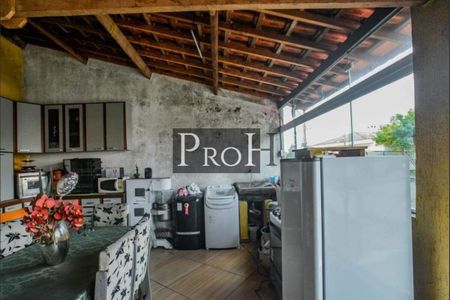 Casa à venda com 3 quartos, 220m² em Jardim Ipanema, Santo André