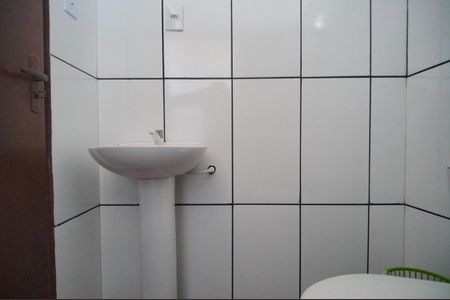 Banheiro de apartamento para alugar com 1 quarto, 46m² em Arroio da Manteiga, São Leopoldo