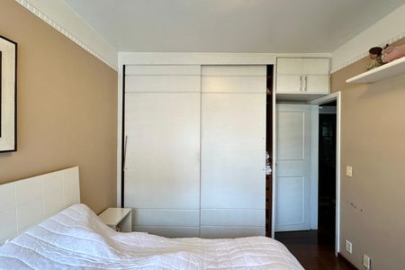 Apartamento à venda com 307m², 4 quartos e 2 vagas