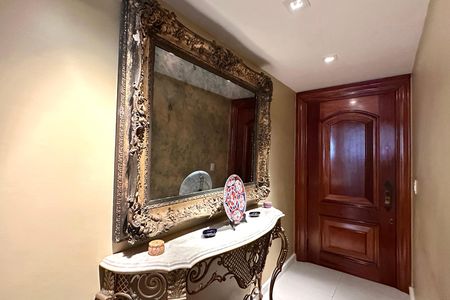 Apartamento à venda com 307m², 4 quartos e 2 vagas