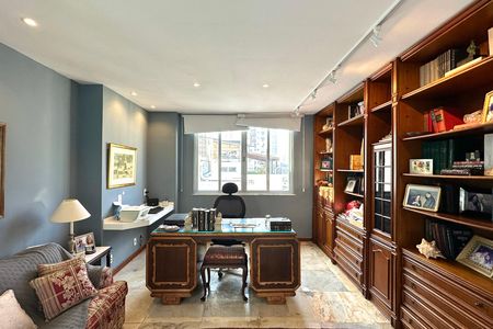 Apartamento à venda com 307m², 4 quartos e 2 vagas