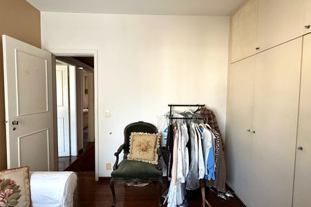 Apartamento à venda com 307m², 4 quartos e 2 vagas