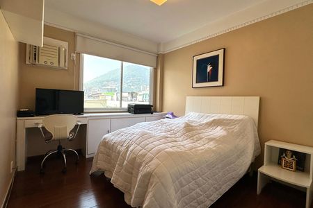 Apartamento à venda com 307m², 4 quartos e 2 vagas