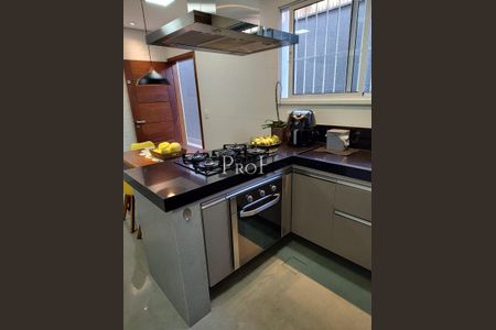 Casa à venda com 4 quartos, 251m² em Nova Petrópolis, São Bernardo do Campo