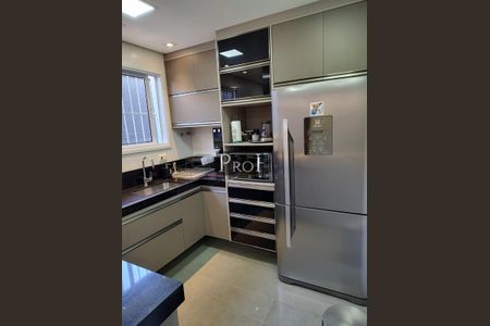 Casa à venda com 4 quartos, 251m² em Nova Petrópolis, São Bernardo do Campo