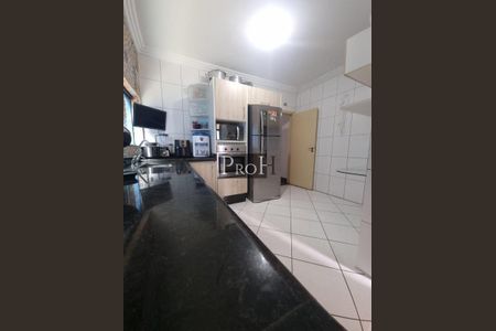Casa à venda com 3 quartos, 154m² em Jardim Jamaica, Santo André