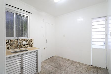 Cozinha de apartamento para alugar com 1 quarto, 55m² em Barra Funda, São Paulo