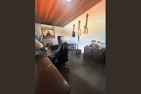 Casa à venda com 4 quartos, 390m² em Vila Francisco Matarazzo, Santo André