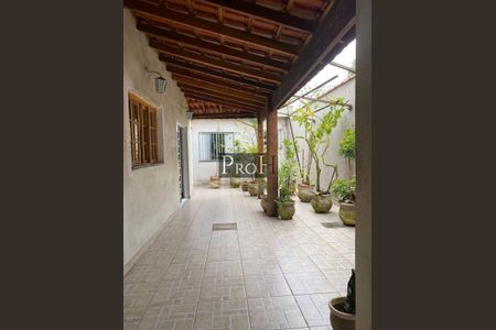 Casa à venda com 239m², 3 quartos e 3 vagas