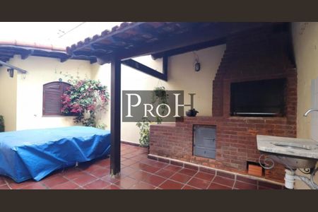 Casa à venda com 232m², 3 quartos e 4 vagas