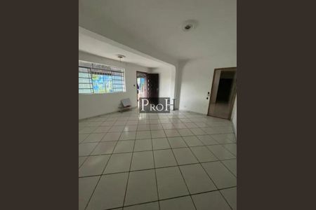 Casa à venda com 3 quartos, 223m² em Vila Palmares, Santo André