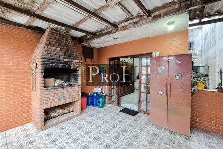 Casa à venda com 3 quartos, 271m² em Nova Petrópolis, São Bernardo do Campo