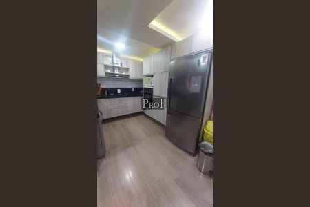 Casa à venda com 3 quartos, 270m² em Osvaldo Cruz, São Caetano do Sul