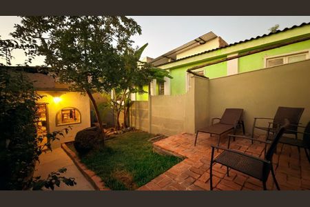 Casa à venda com 2 quartos, 140m² em Carlos Prates, Belo Horizonte