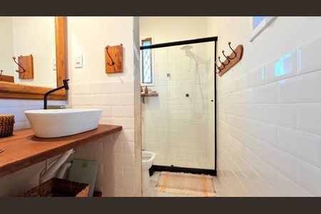 Casa à venda com 2 quartos, 140m² em Carlos Prates, Belo Horizonte