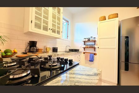 Casa à venda com 2 quartos, 140m² em Carlos Prates, Belo Horizonte