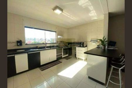 Casa à venda com 3 quartos, 422m² em São José, São Caetano do Sul