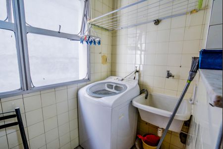 Apartamento à venda com 55m², 2 quartos e 1 vaga Apartamento à venda com 55m², 2 quartos e 1 vagaCozinha e Área de Serviço