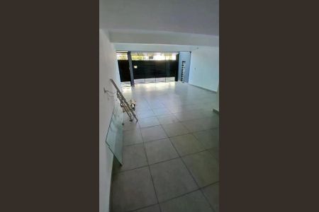 Casa à venda com 3 quartos, 150m² em Parque das Nações, Santo André