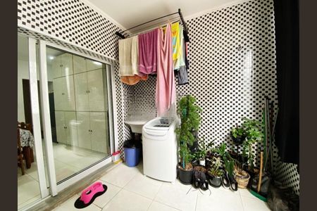 Apartamento à venda com 103m², 3 quartos e sem vaga