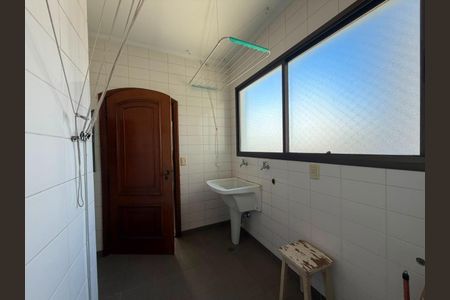 Apartamento à venda com 237m², 3 quartos e 3 vagas