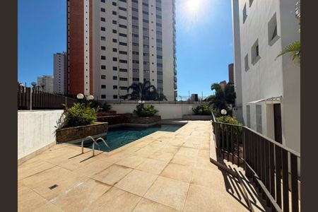 Apartamento à venda com 237m², 3 quartos e 3 vagas