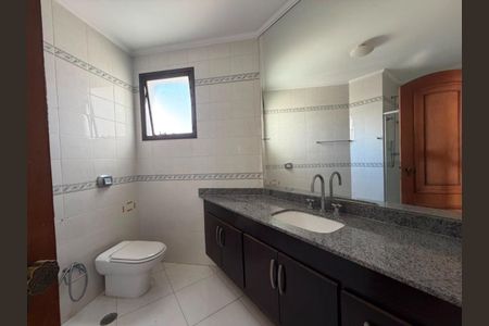 Apartamento à venda com 237m², 3 quartos e 3 vagas