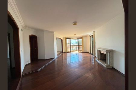 Apartamento à venda com 237m², 3 quartos e 3 vagas