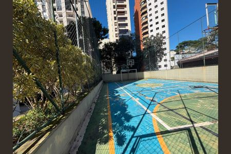Apartamento à venda com 237m², 3 quartos e 3 vagas