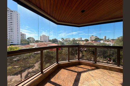 Apartamento à venda com 237m², 3 quartos e 3 vagas