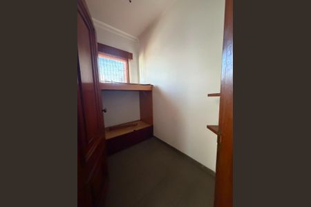 Apartamento à venda com 237m², 3 quartos e 3 vagas