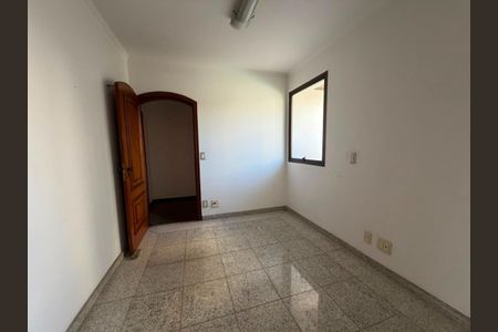 Apartamento à venda com 237m², 3 quartos e 3 vagas