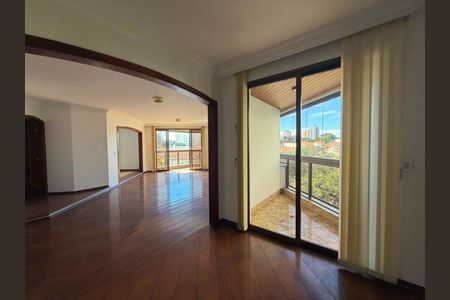 Apartamento à venda com 237m², 3 quartos e 3 vagas