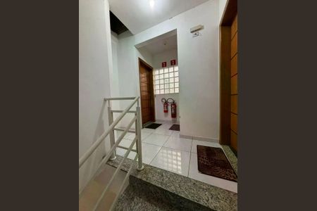 Apartamento à venda com 100m², 2 quartos e 1 vaga