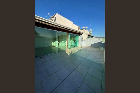 Apartamento à venda com 100m², 2 quartos e 1 vaga