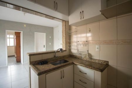 Cozinha de apartamento para alugar com 2 quartos, 70m² em Engenho Pequeno, São Gonçalo