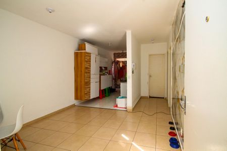 Entrada de apartamento à venda com 2 quartos, 60m² em Jardim Boa Vista (zona Oeste), Osasco