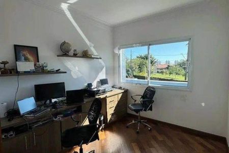 Casa à venda com 4 quartos, 292m² em Parque dos Passaros, São Bernardo do Campo