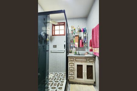 Casa à venda com 236m², 7 quartos e 2 vagas Casa à venda com 236m², 7 quartos e 2 vagasBanheiro 1