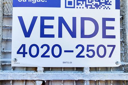 Placa BMTG-29 de casa à venda com 7 quartos, 236m² em Grajaú, Rio de Janeiro