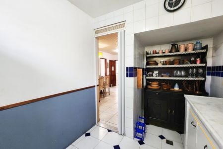 Edícula - Cozinha de casa à venda com 7 quartos, 236m² em Grajaú, Rio de Janeiro