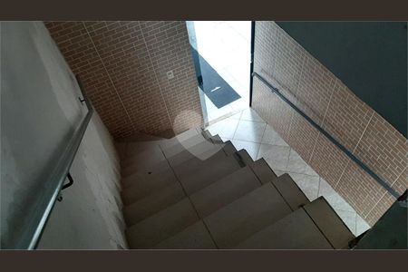 Casa à venda com 6 quartos, 286m² em Vila Divina Pastora, São Paulo