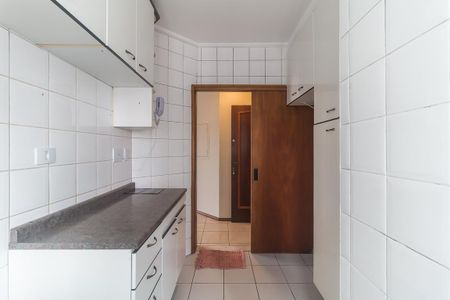 Cozinha de apartamento para alugar com 2 quartos, 68m² em Centro, Mogi das Cruzes
