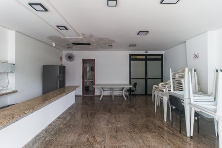 Apartamento para alugar com 68m², 2 quartos e 2 vagas Apartamento para alugar com 68m², 2 quartos e 2 vagasÁrea comum - Salão de festas