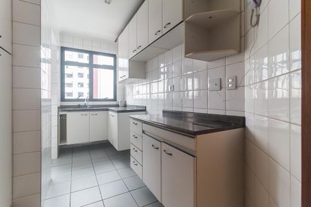 Apartamento para alugar com 68m², 2 quartos e 2 vagas Apartamento para alugar com 68m², 2 quartos e 2 vagasCozinha