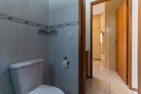 Apartamento para alugar com 68m², 2 quartos e 2 vagas Apartamento para alugar com 68m², 2 quartos e 2 vagasBanheiro