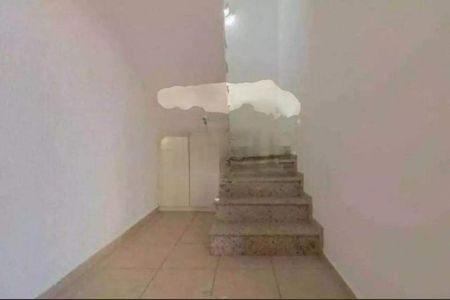 Casa à venda com 120m², 3 quartos e 5 vagas